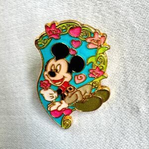 2009 HKDL Mickey and Minnie Heart Disney Trading Pin Mickey Only